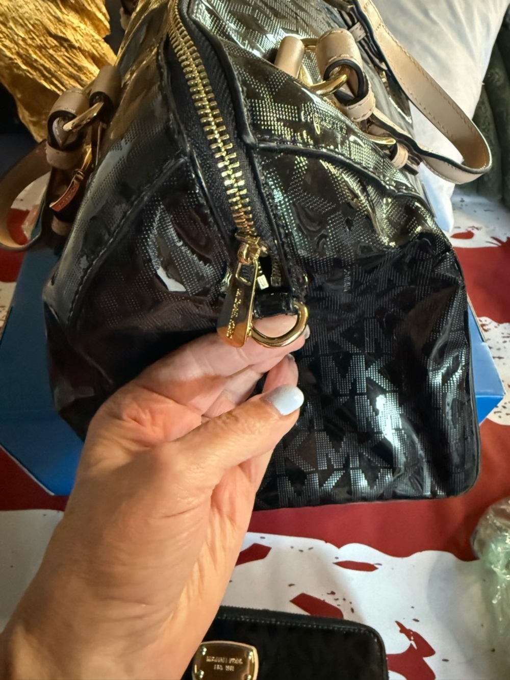 Michael Kors Black Patent MK Monogram Satchel with Matching Wallet - Picture 2 of 8